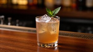 大宮のバーで提供される限定カクテル